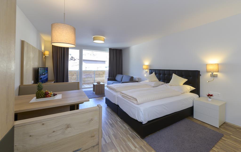 Appartementhotel Sonnenhof Kössen Szoba fotó